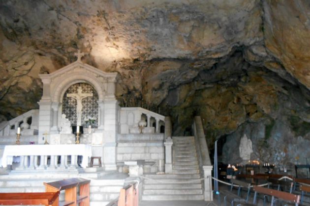 Pilgrimages In France Walking A Mountain To Mary Magdalene   11 The Enormous Cave 630x420 