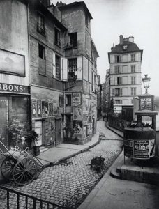 Rue des Ursins: An Overlay of New and Old on Ile de la Cité, Paris ...