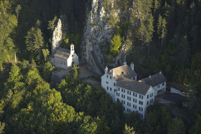 Mende Tourism Office