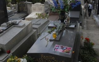 P&egrave;re Lachaise: Not Your Usual Burial Ground