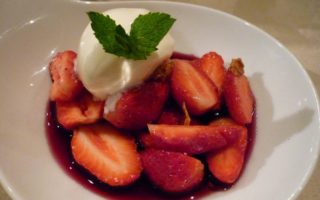 Fraises &agrave; la Bordelaise