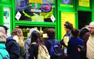 Parisian Walkways: Rue des Rosiers