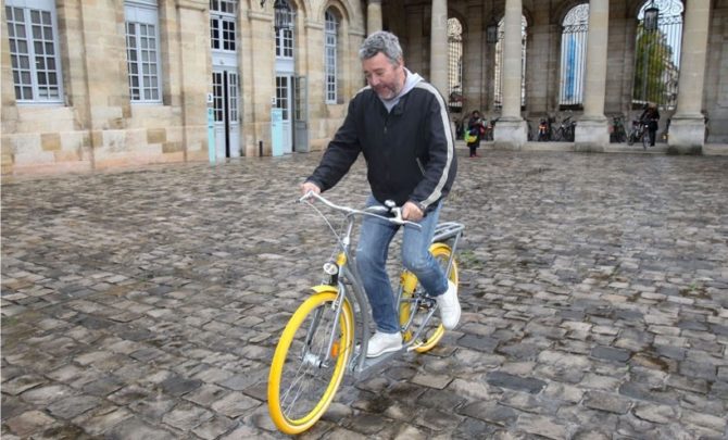 Designer Philippe Starck Unveils Hybrid Bikes for Bordeaux