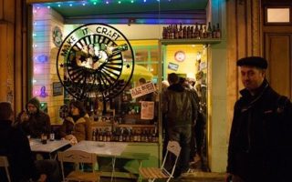 A La Bi&egrave;re Comme &agrave; La Bi&egrave;re