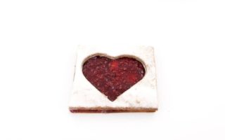 Paris P&acirc;tissiers Innovate for Valentine’s Day