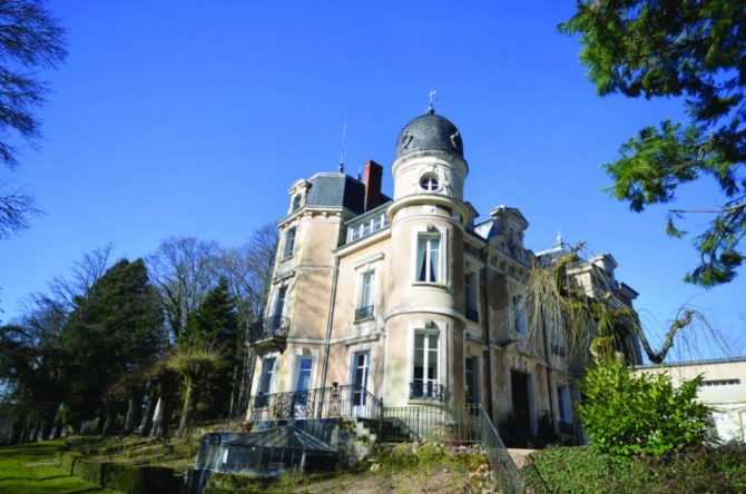 4 Places to Buy Property in France Now