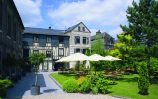 Normandy Restaurants: La Licorne Royale in Lyons-la-For&ecirc;t