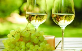Wine Myths: Red Wine and Cheese Do Not a Marriage Make