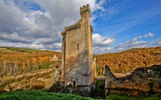Ch&acirc;teau de Commarque: A Discovery in the Dordogne