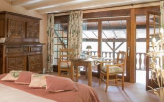 Hotels in P&eacute;rigord: Le Moulin du Roc Near Brant&ocirc;me
