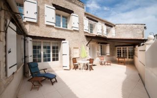 For Sale: Beautiful Cottage in Sunny Charente Near Bordeaux