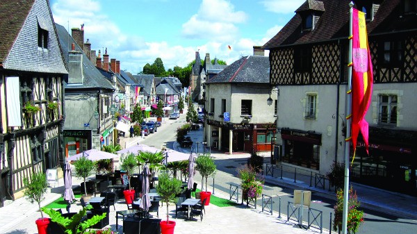 Aubigny-sur-Nère: Franco-Scottish Heritage in the City of the Stuarts
