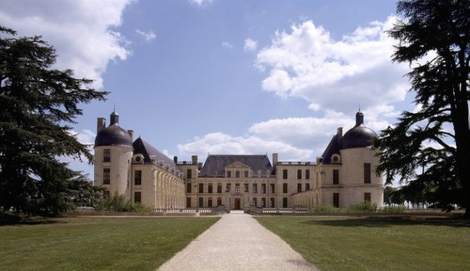 Discover the Château d’Oiron: Off the Beaten Path in France