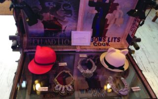 Paulie and me: Boutiques in the First Arrondissement of Paris