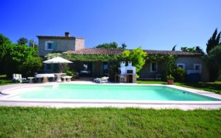 Property Market in Provence: The Lowdown on the Luberon and the Alpilles