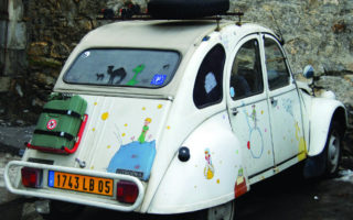 Le Dernier Mot: Fuzzy Dice at the French Auto Parts Store