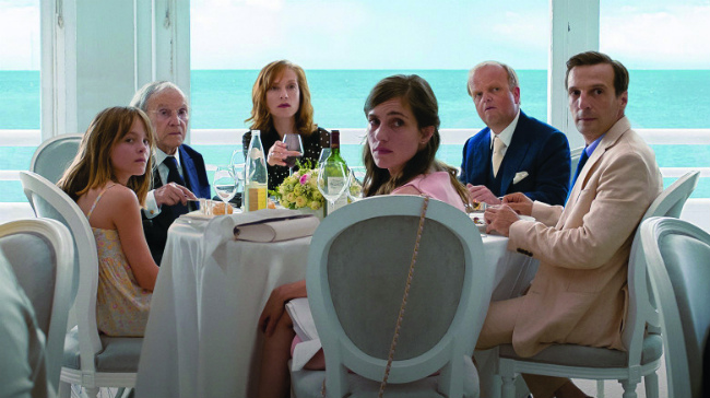 French Film Reviews: Happy End, Directed by Michael Haneke
