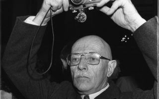 Willy Ronis, Legendary Photographer of Parisians and Proven&ccedil;aux, Dies at 99