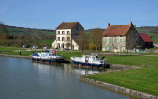 Top Areas to go Boating in France