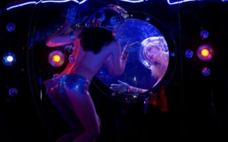 The Crazy Horse Comes to Printemps
