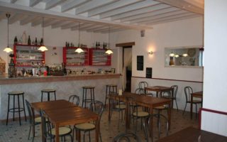 Cosne-Cours-sur-Loire: Le Chat