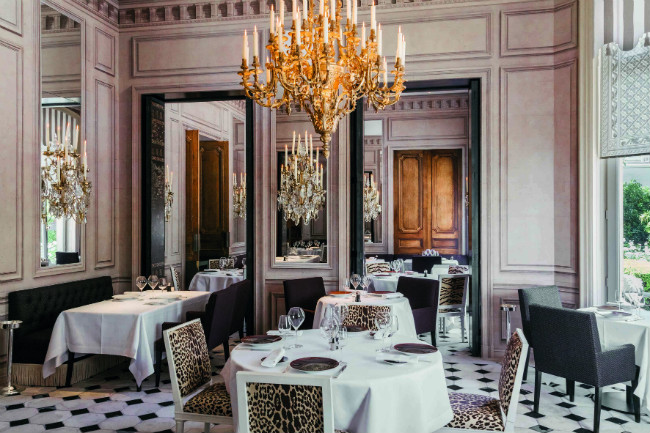 Restaurant Reviews: Apicius in Paris