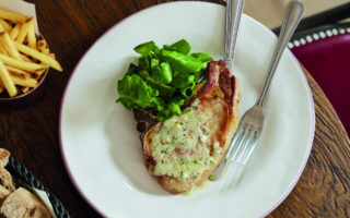 French Recipes: Côtes de Porc in Roquefort