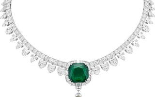 Van Cleef & Arpels Unveils Emeraude en Majeste: Ode to an Exceptional Stone