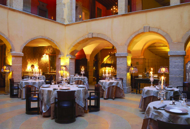 Restaurant Reviews: Les Loges in Lyon