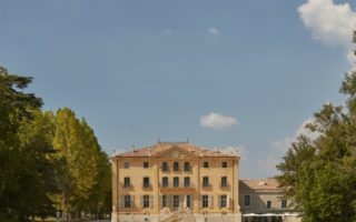 Château de Fonscolombe: A Relais & Châteaux Hotel in Provence