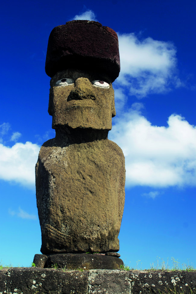 3 Adventures to Easter Island… in France