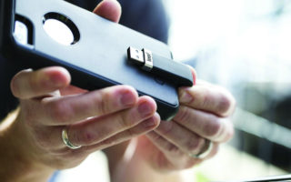 Win a stylish Leef iBRIDGE 32GB mobile flash drive