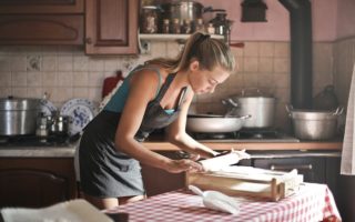 Virtual Tourism: The Boom in French Food and Drink Courses