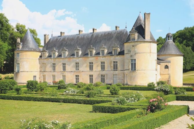 La Vie de Château: The Châteaux of Burgundy