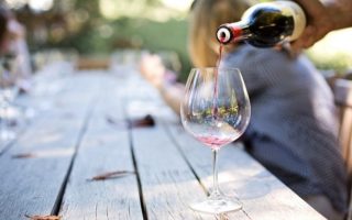 Discover Châteauneuf-du-Pape Wines at a Fun Spring Event