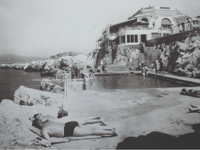 Relaxing by the legendary pool at the Hôtel du Cap-Eden-Roc