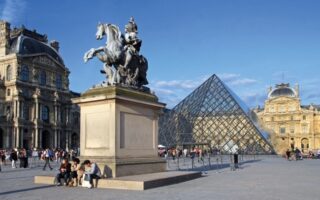 Survivor’s Guide to the Louvre