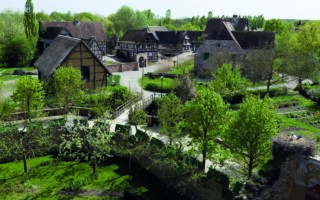 Green France: Grenoble, Marseille and More Eco-Tourism News