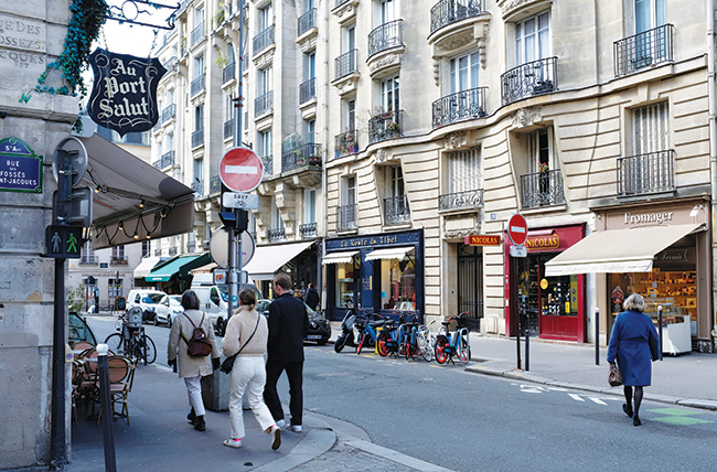 Parisian Walkways: Rue Saint-Jacques
