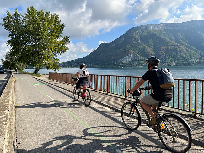 Cycling around Lake Annecy