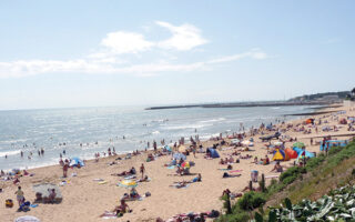 Green France: Clean Beaches