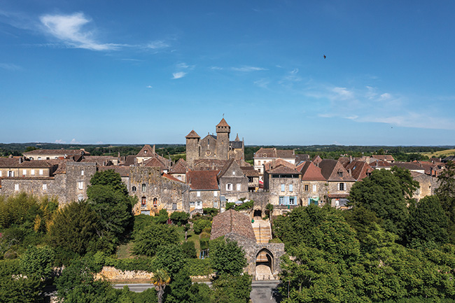 Beaumont-du-Périgord: A Historic Dordogne Town