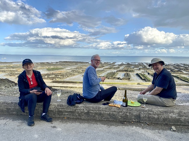 Carnet de Voyage: Hiking and Oyster Shucking in Normandy