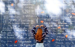 Carnet de Voyage: Forever Young