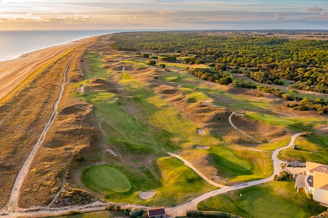 10 Reasons to go Golfing in the Vendée