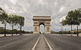 How to be Parisian: Faire le Pont