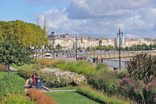 5 Must-See Places to Explore Bordeaux