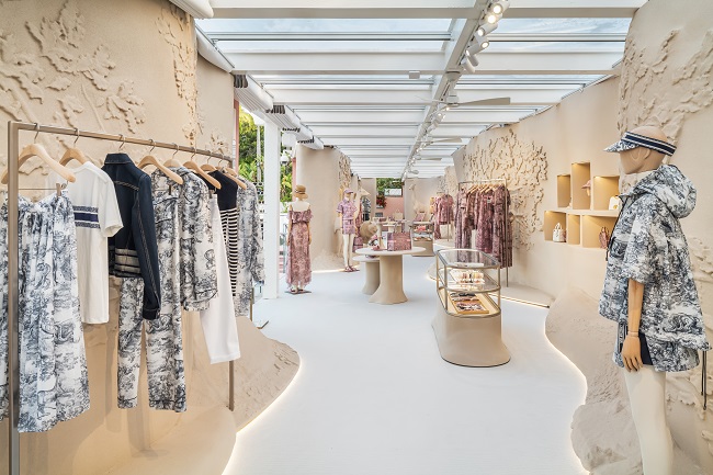 Dioriviera, a Pop-Up Fashion Oasis at the Beverly Hills Hotel - France ...