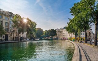 Carnet de Voyage: Behind the Parisian Bushes