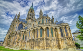 10 Reasons to Visit Bayeux